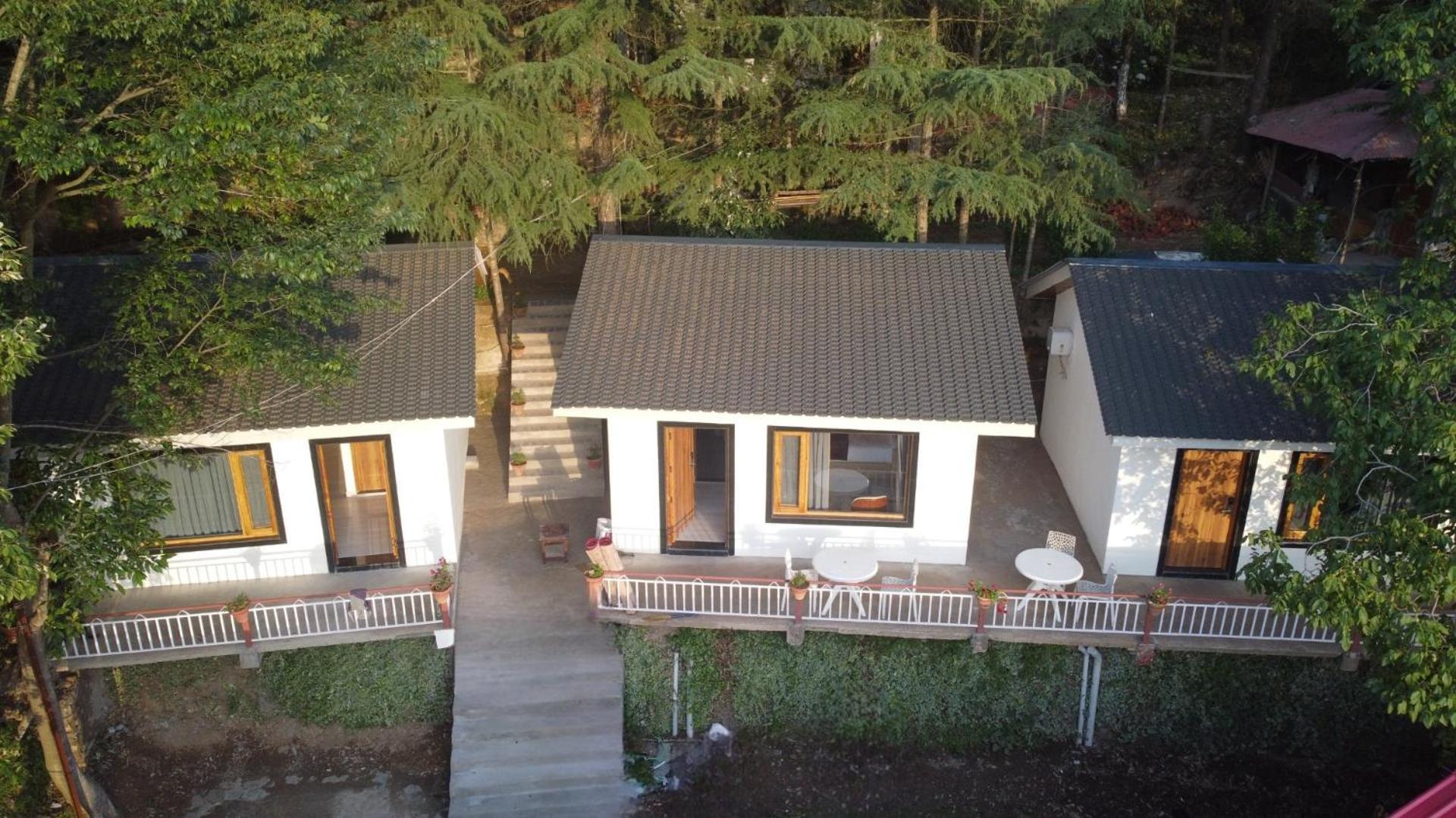 Oakwood Hamlet Resort Шімла Екстер'єр фото